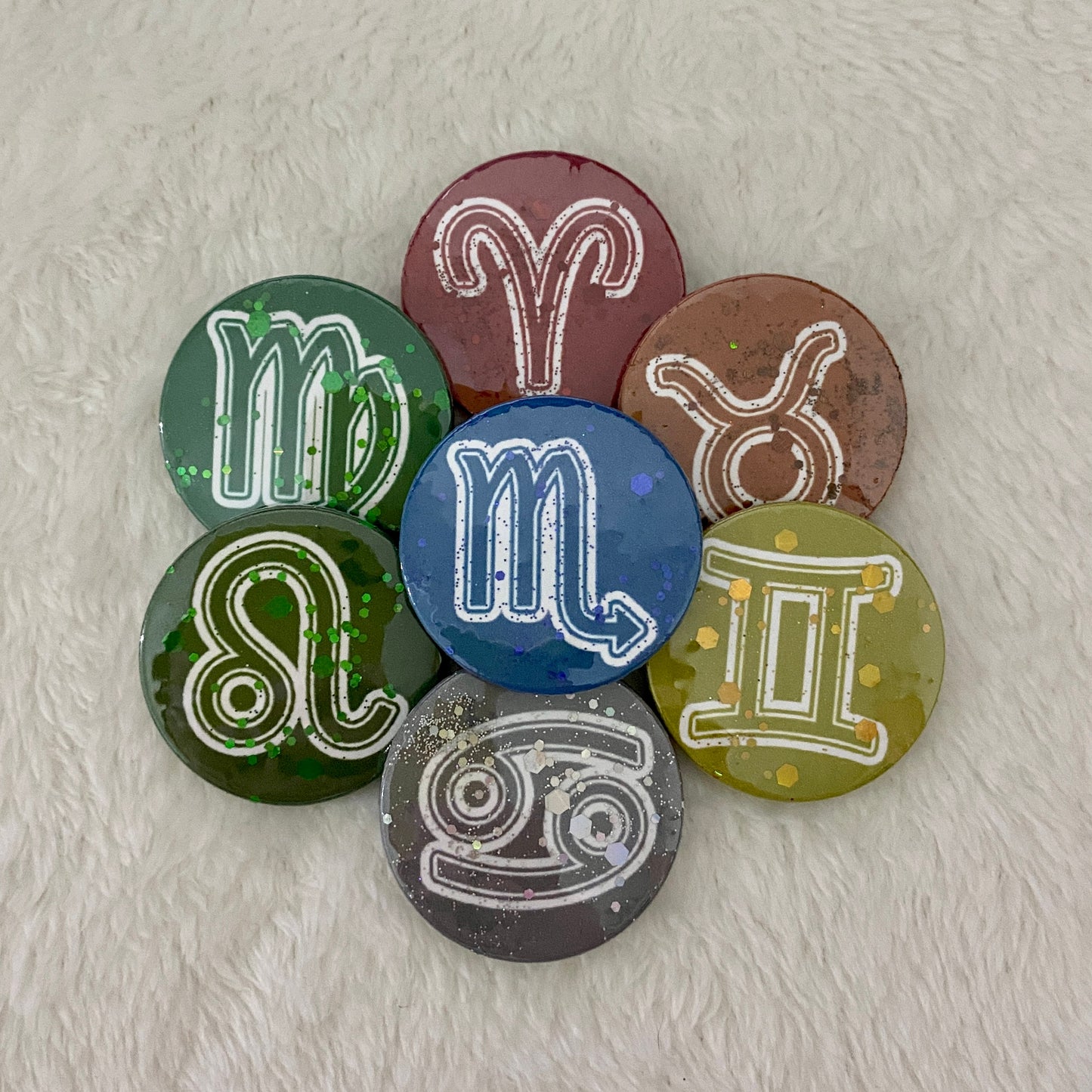 Zodiac Sign Glitter Badges 38mm