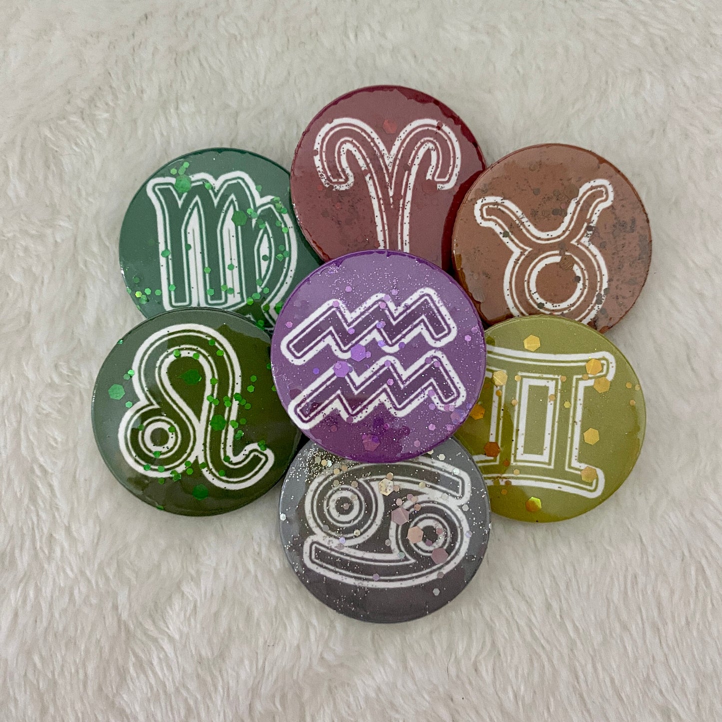 Zodiac Sign Glitter Badges 38mm
