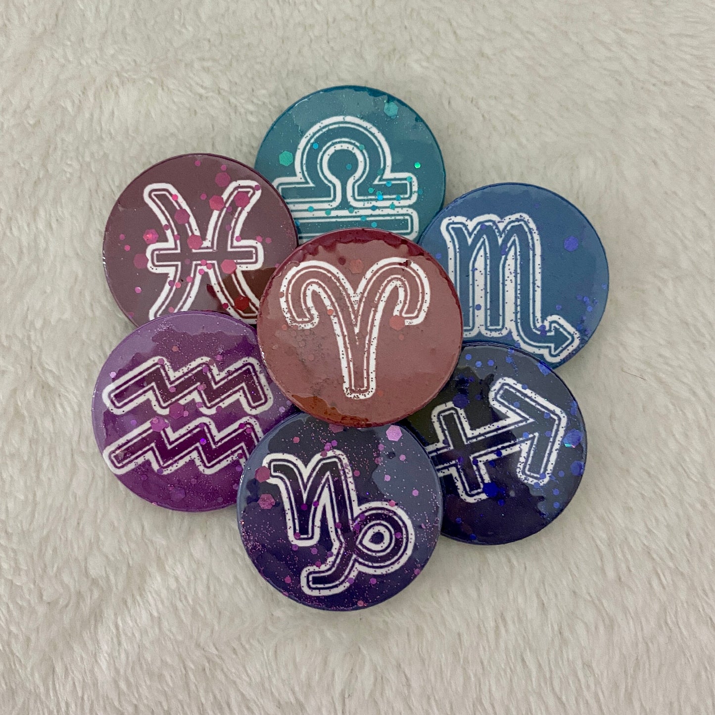 Zodiac Sign Glitter Badges 38mm
