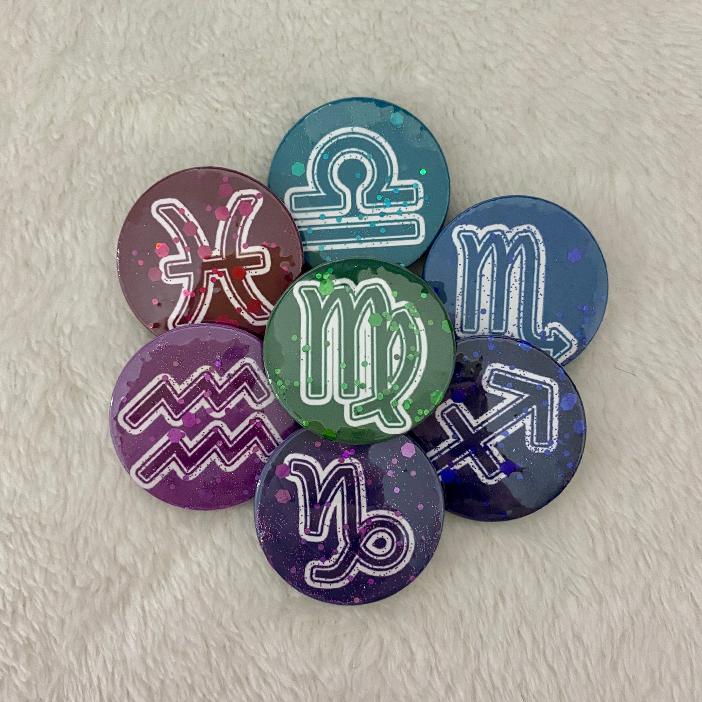 Zodiac Sign Glitter Badges 38mm