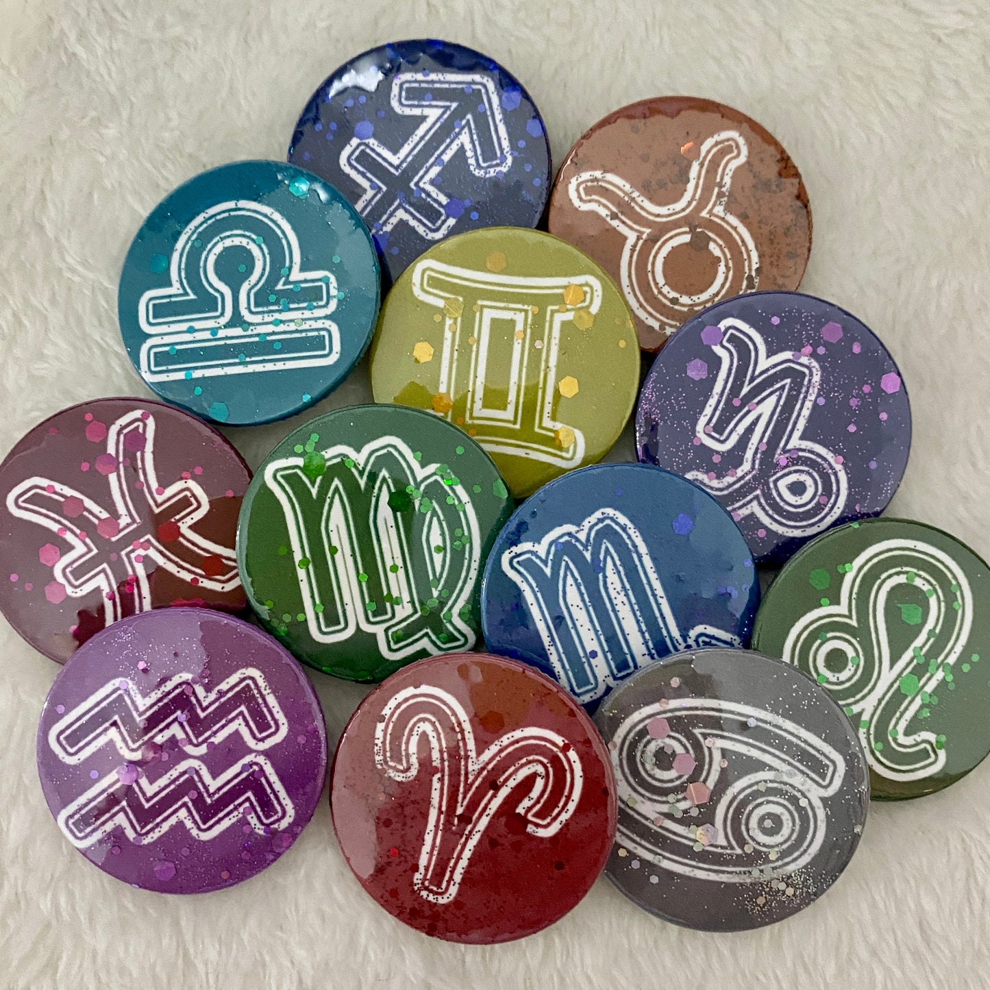 Zodiac Sign Glitter Badges 38mm
