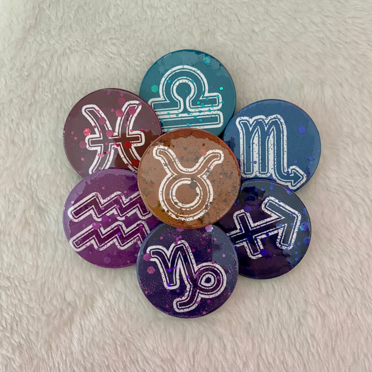 Zodiac Sign Glitter Badges 38mm